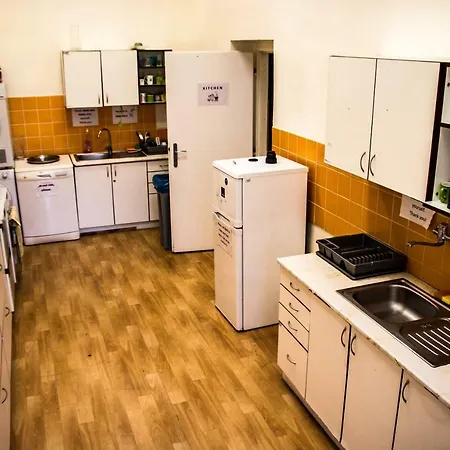 In School Hostal Praga